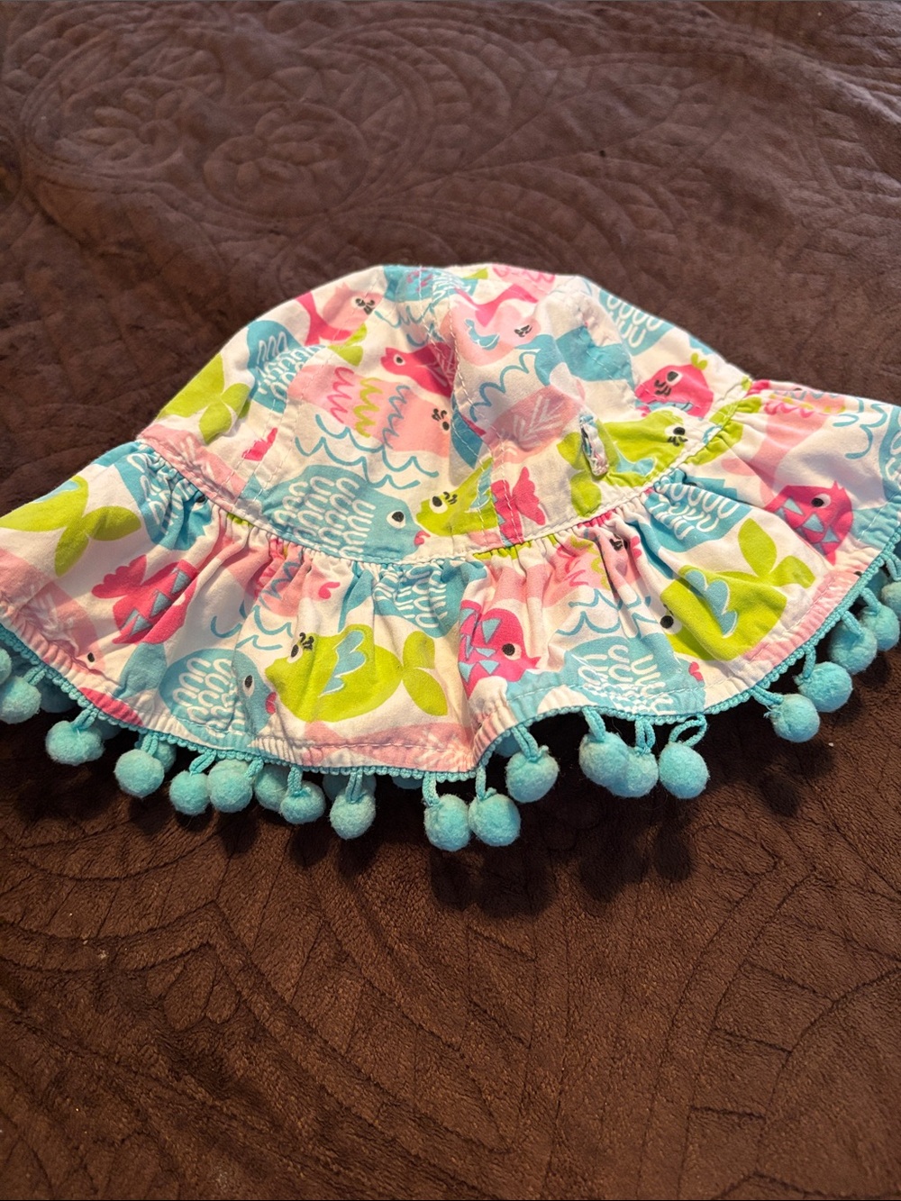 Mud Pie Toddler Girls Pom-Pom Sun Hat in Pink, Blue & Green Fish Print